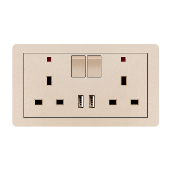 5pin Wall Socket With USB Outlet