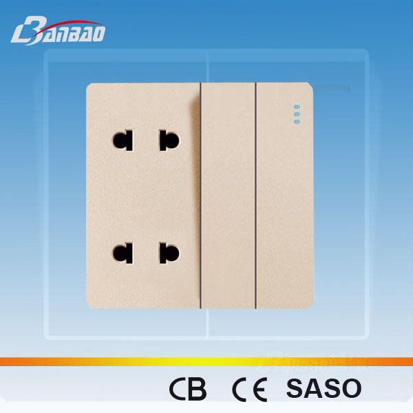 GCC wall socket