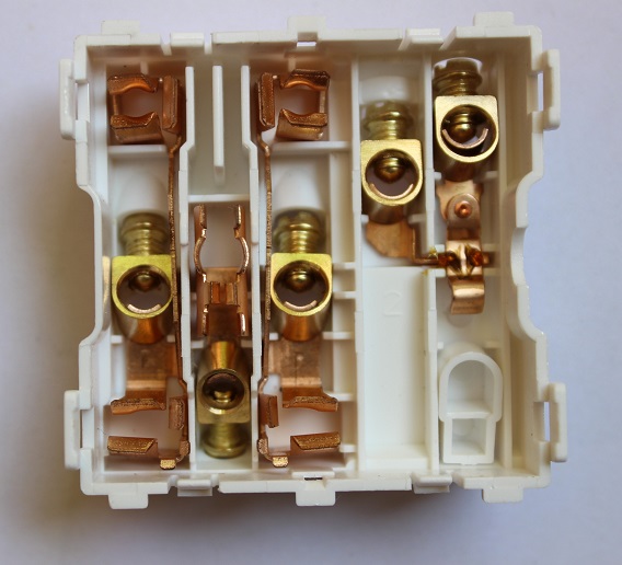 13A 5pin Multi Wall Socket