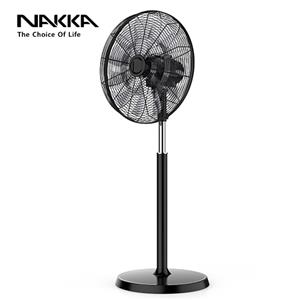 Ventilateur sur pied de couleur noire de 18 pouces avec télécommande 90W