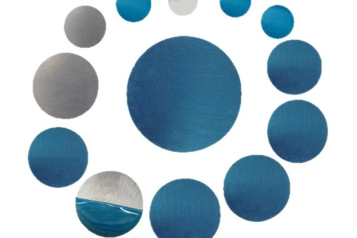 Plaque d'acier auto-adhésive pour aimants