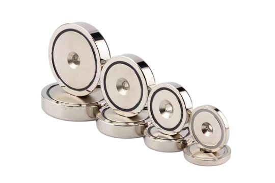 Why Can Pot Magnets of the Same Size Have Very Different Pull Forces?