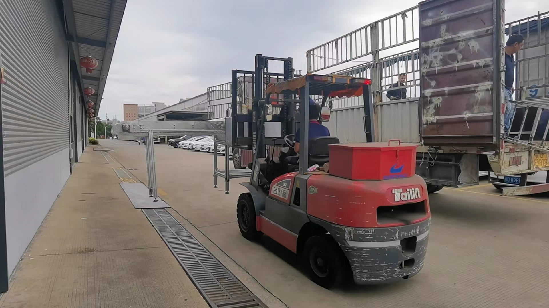 TIANJIAO로의 배송을 위해 준비된 고속 완전 자동 포장 기계