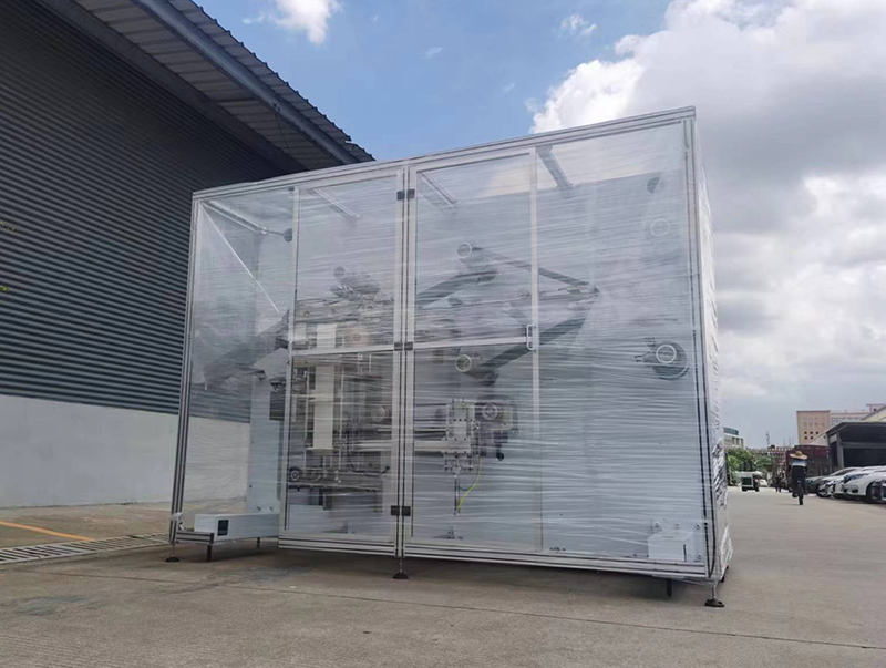 लियो पेपर के लिए पूर्ण-सर्वो अवधि पैंट स्टेकर और बैगर की डिलीवरी