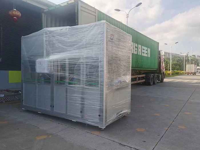 हाई-स्पीड पूरी तरह से ऑटो। बेबी डायपर पैकिंग मशीन गोइंग के लिए डिलीवरी के लिए तैयार है