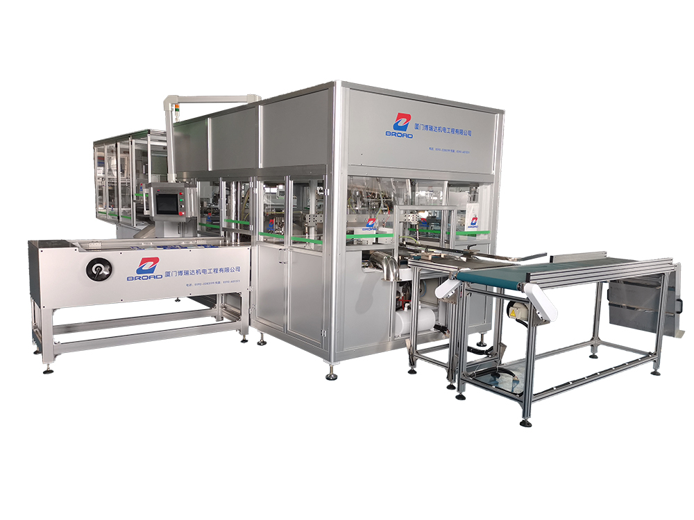 sanitary pad packing machine