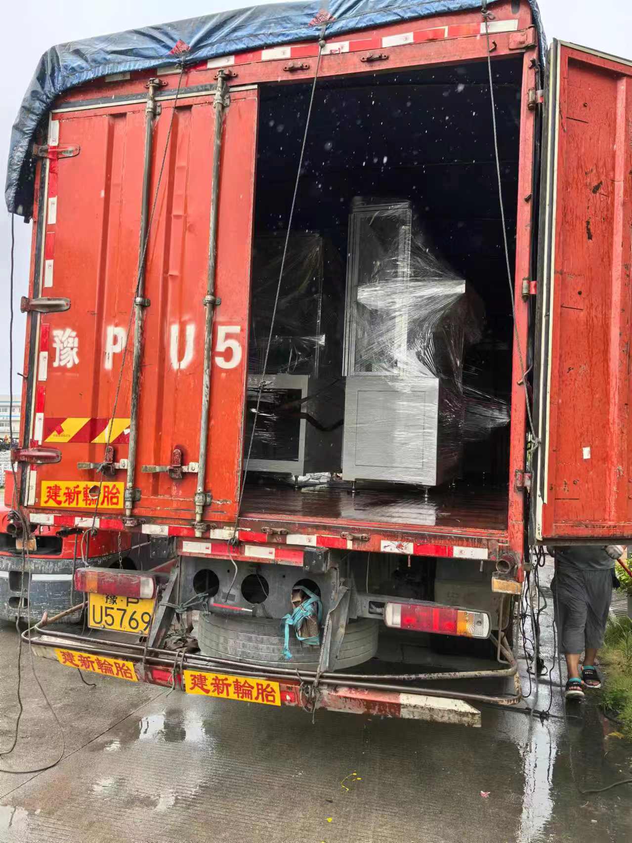 sanitary pad packing machine