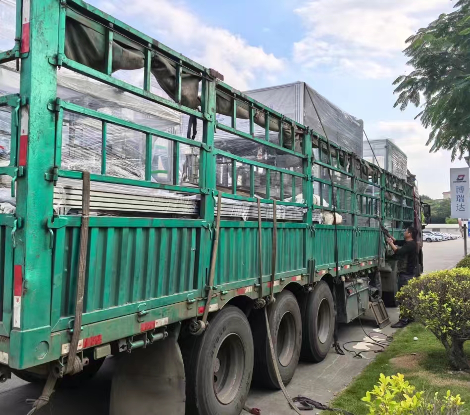 Sunday Delivery: Fully Auto. Diapers Packing Machine for Zhuobi