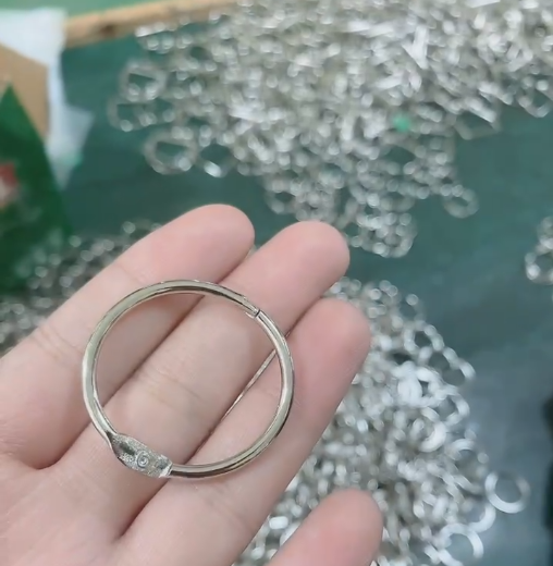 loose leaf binder rings