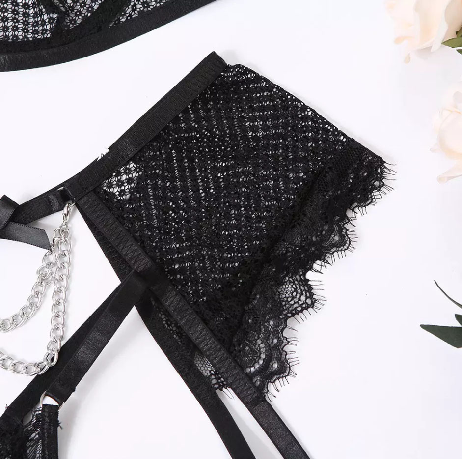 Lady Mesh Fabric Fur Design Sexy Chain Lingerie Set