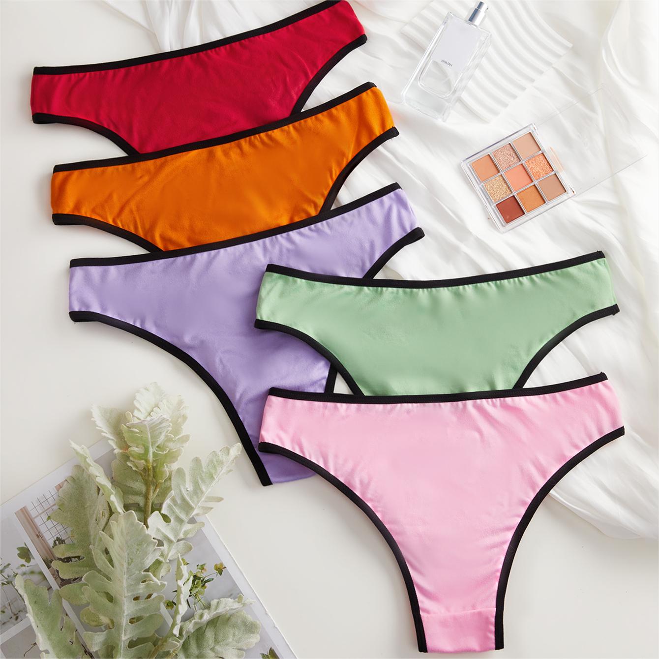 Women Multicolor Contrast Binding Low Rise Panty