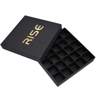 Delicada caja de embalaje de chocolate con