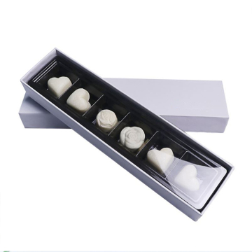 Caixa de chocolate com tampa transparente