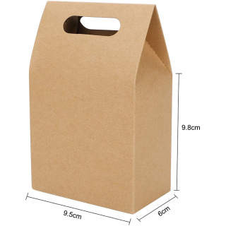 caixa de bolo pequena marrom com alça