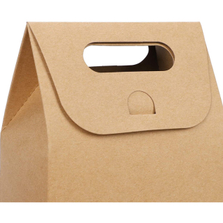 caixa de bolo pequena marrom com alça