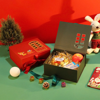 هدية عيد الهالوين وعيد الميلاد