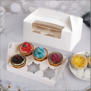 com alça branca com caixas de cupcake de janela