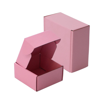 παχύ από ροζ κυματοειδές κουτί ταχυδρόμησης
