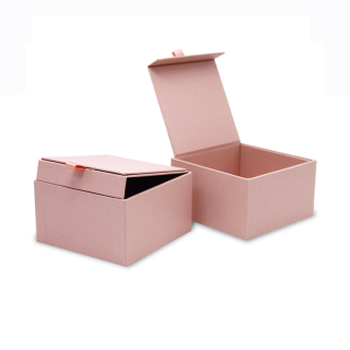 with lids beautiful pink gift boxes