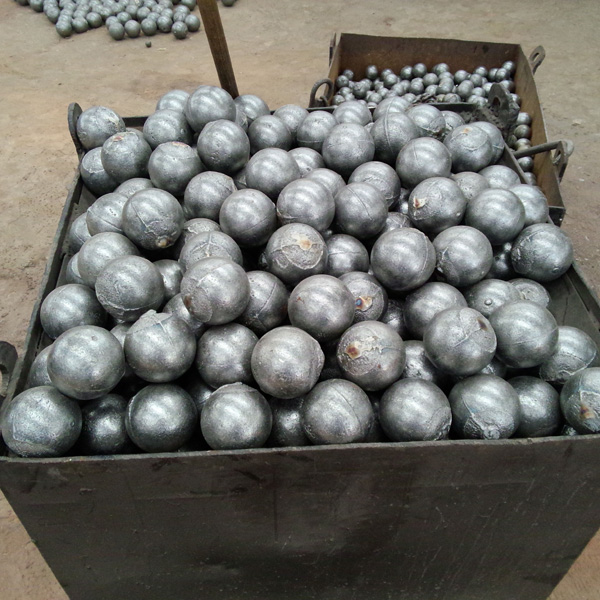 Cast grinding ball