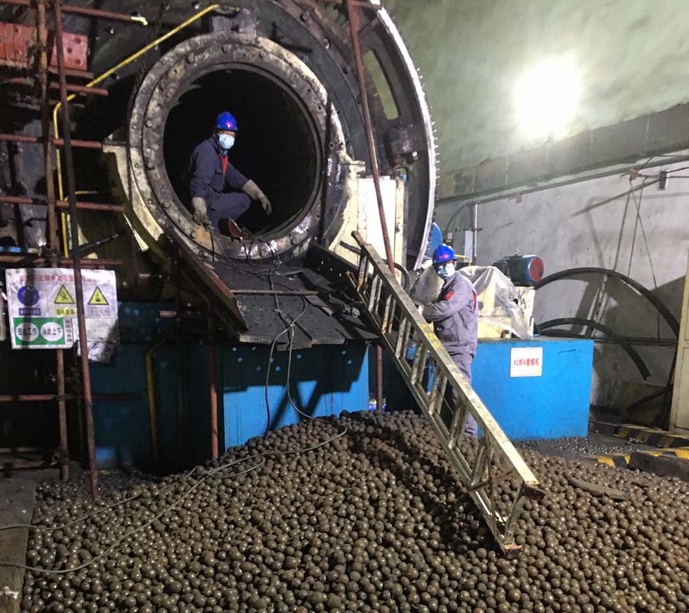 High Chrome Casting Grinding Ball For Gold Mines