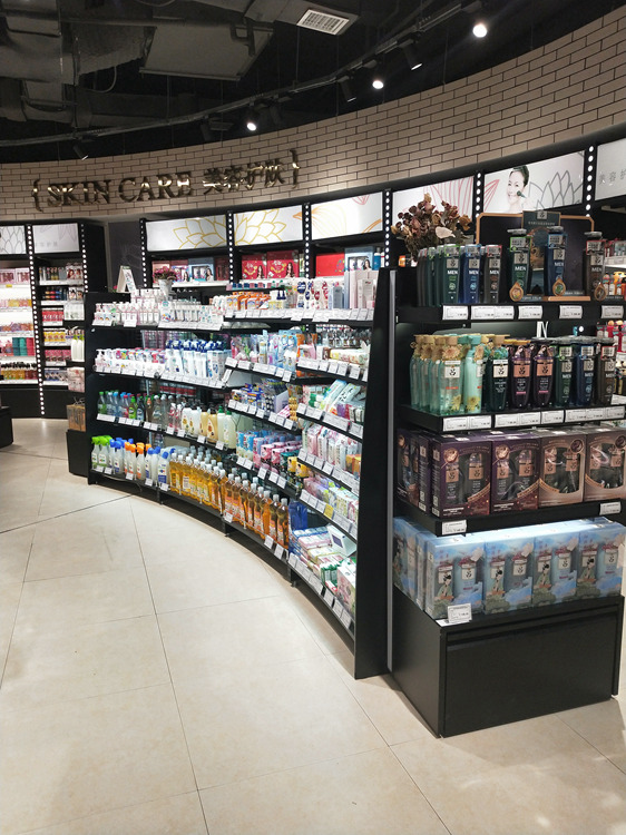 Boutique supermarket shelves