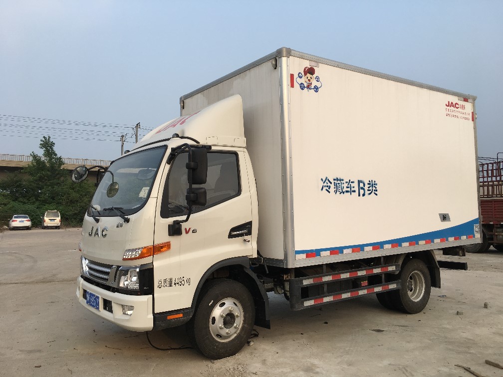 The application of CARSEN centralized lubrication system on refrigerated trucks