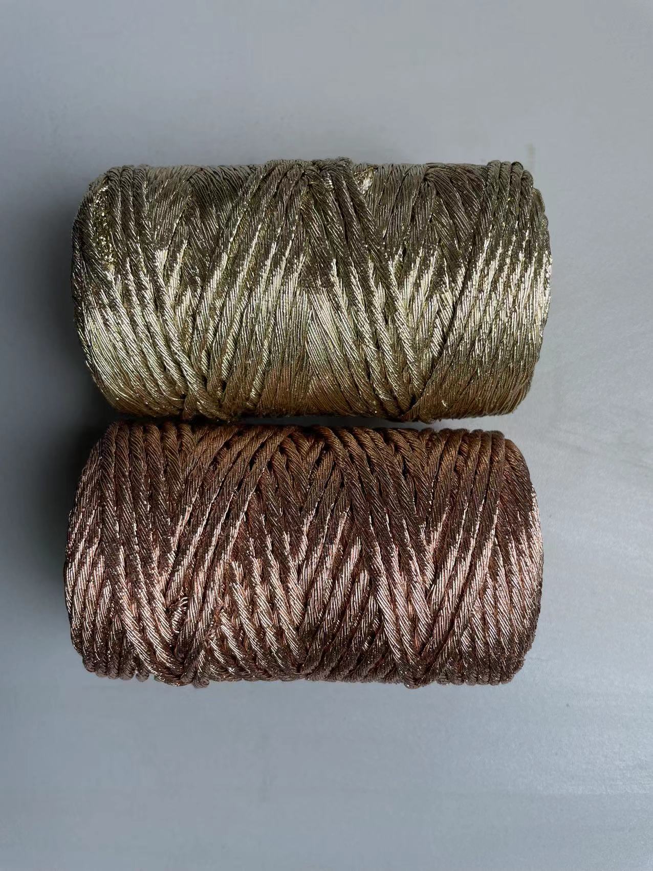 Ropemate 3/4 mm Metallic /macrame cord