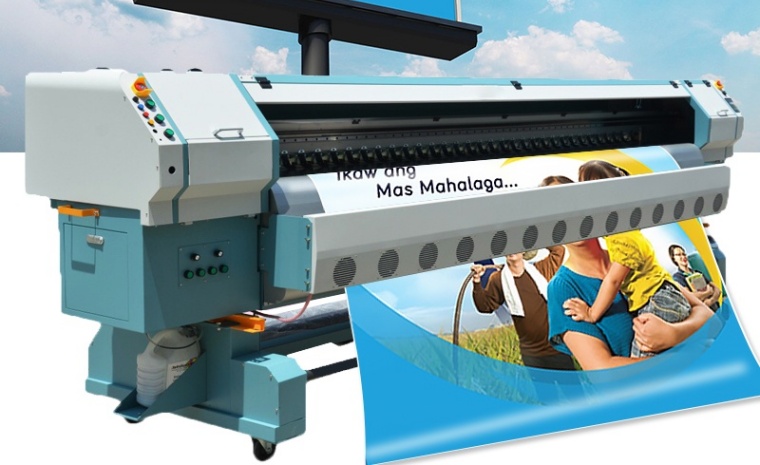 3.2m大判コニカ512iソルベントインク印刷機の可能性を引き出す