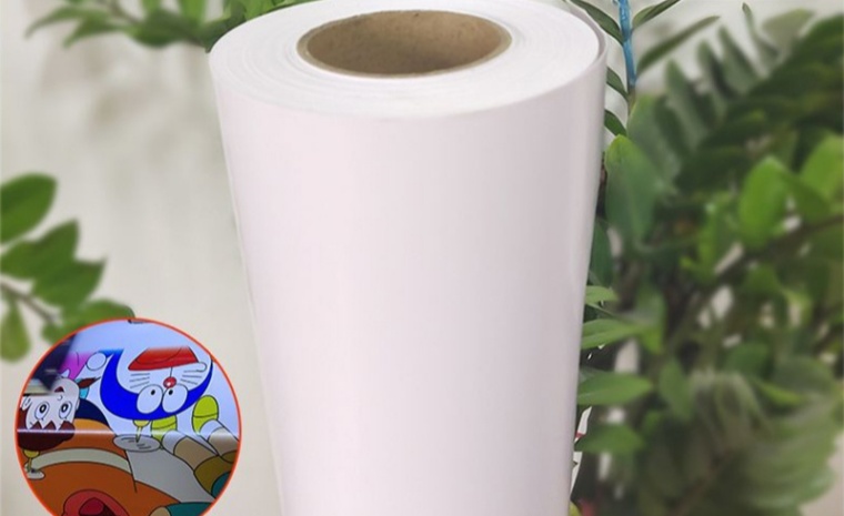 สำรวจความอเนกประสงค์ของสติ๊กเกอร์ติดรถยนต์ พีวีซี แบบมีกาวในตัว: โซลูชันกันน้ำ พิมพ์ได้ และถอดออกได้