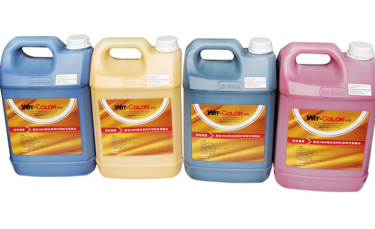 溶剤インク：特性、セールスポイント、利点、市場の需給動向