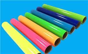 Der Aufstieg von PU-Wärmeübertragungsvinyl: Die Bekleidungsindustrie verändert sich