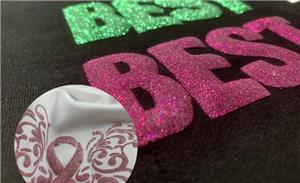 Enthüllt und läutet eine neue Ära der visuellen Kreativität ein. Film mit goldener Zwiebelbeschriftung