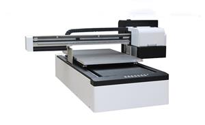 Titel: Digitaler UV-Drucker für Glasflaschen und -becher: Die Zukunft der Druckindustrie gestalten