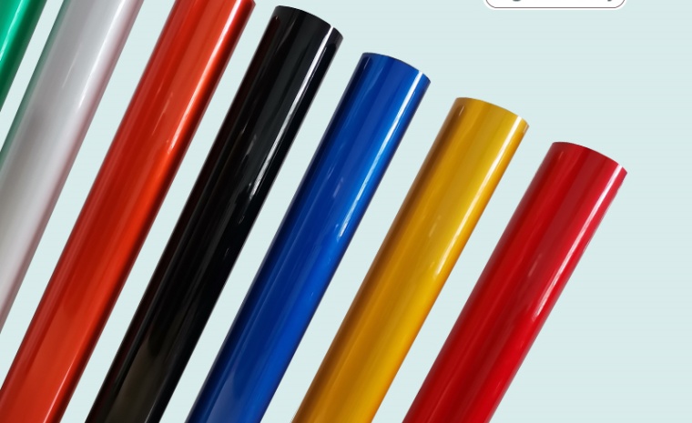 Noticias de la industria de grado publicitario de rollos de láminas de película reflectante transparente