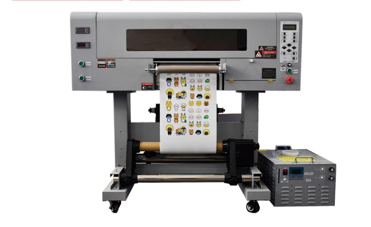 印刷業界が革新と持続可能性に向けて前進する中、A3 紫外線 DTFプリンター