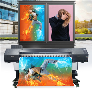 Máy in kỹ thuật số UV cuộn khổ rộng 180cm với hai đầu in I3200, chuyên dùng để in quảng cáo.