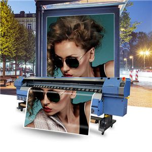 Il modello 512i da 3,2 metri è una stampante XBH di grande formato a base solvente ad alta velocità, adatta per adesivi per auto, cartelloni pubblicitari, light box, ecc.