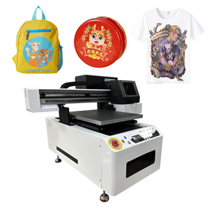 The 4050 UV flatbed printer, equipped with XP600/I1600/I3200 printheads, is suitable for printing on water bottles, jars, clothing bags, etc.