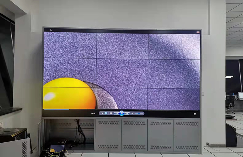 LCD video wall