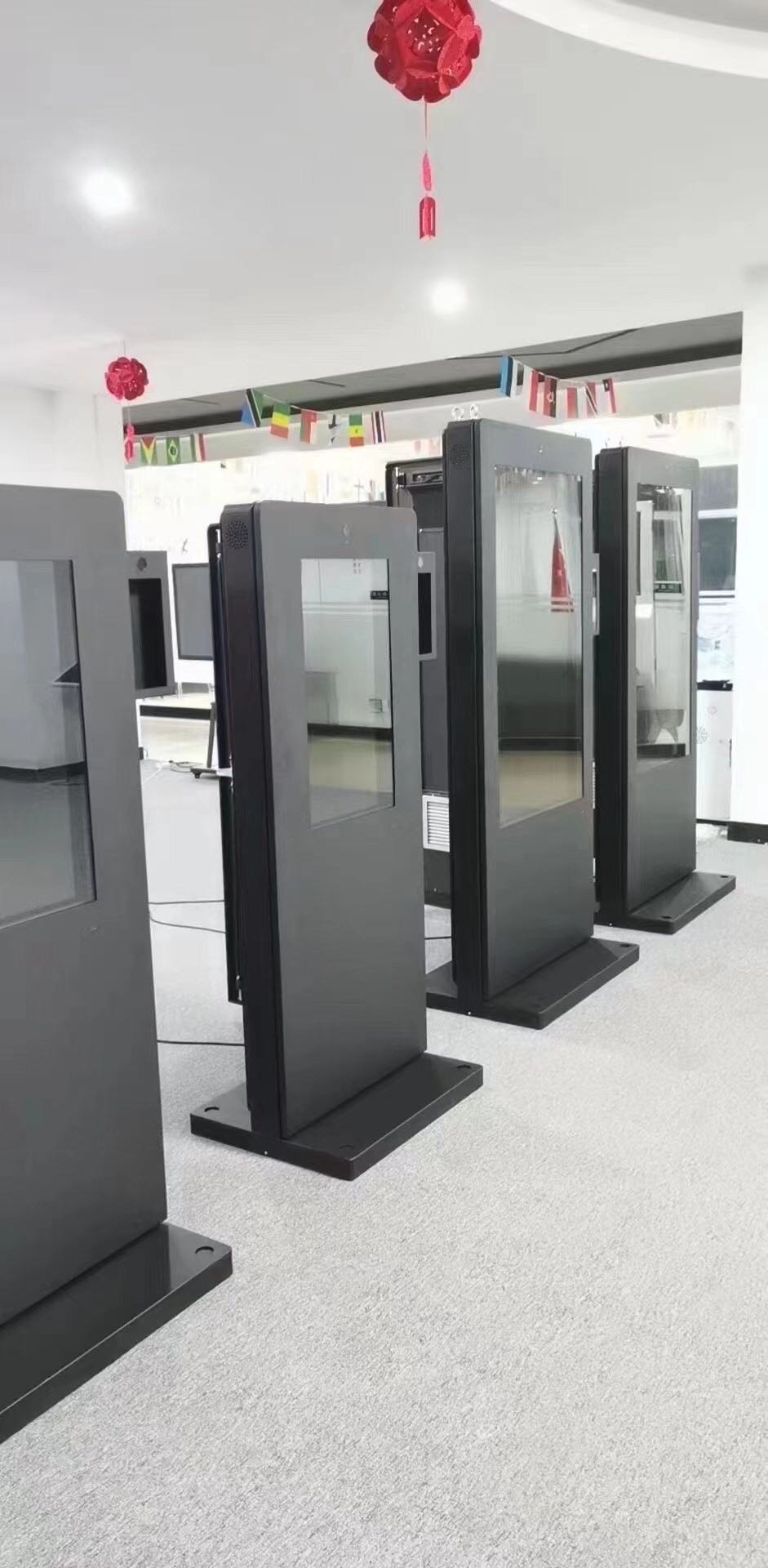 Три фактора, которые в основном влияют на цену наружных рекламных дисплеев