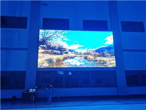 Vergleich von LCD-Spleißbildschirm und LED-Bildschirm(2)