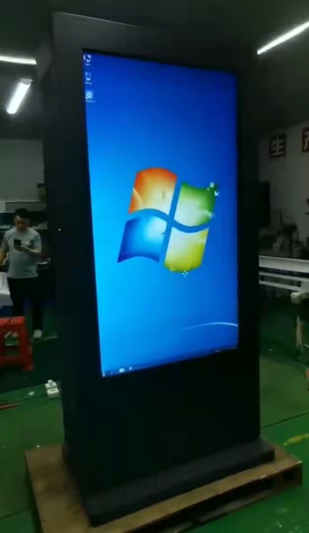 Sự phát triển trong tương lai của máy quảng cáo LCD ngoài trời