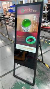 Was sind die Vorteile traditioneller Werbedisplays und digitaler Werbedisplays?