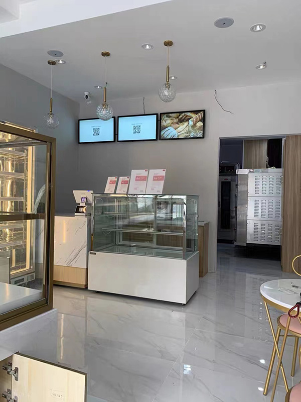 Многоэкранное применение цифровых вывесок