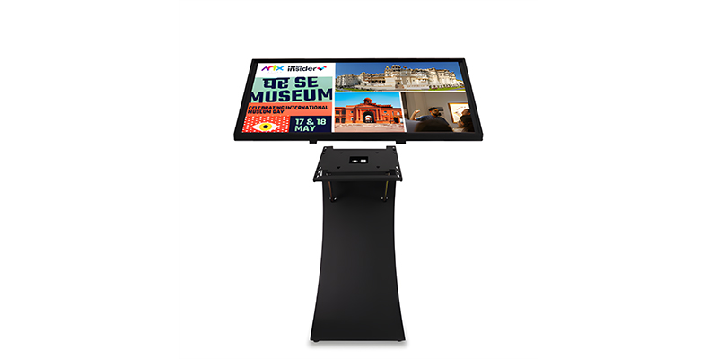 touch digital signage