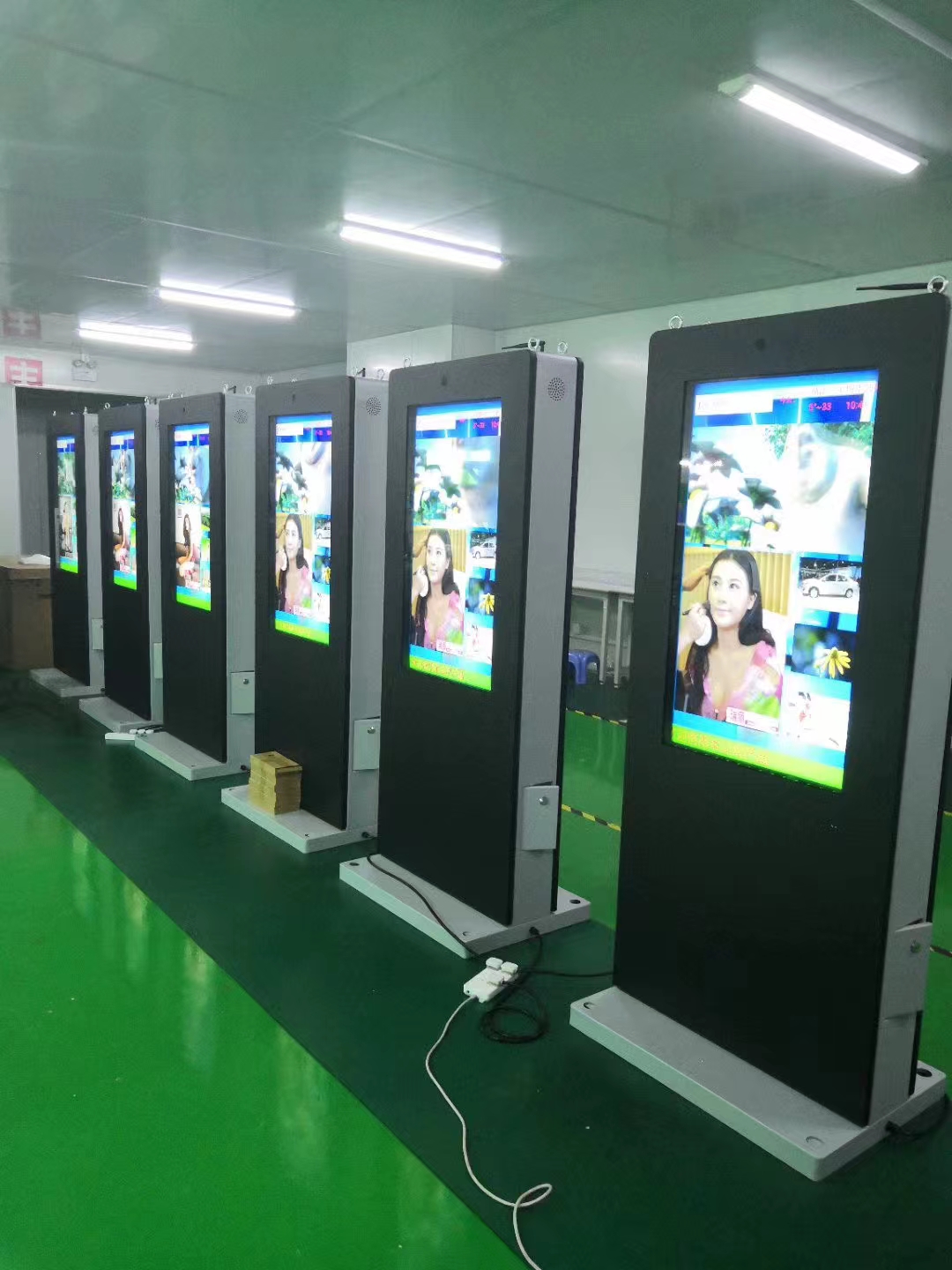 commercial display equipment