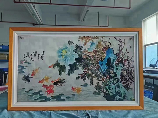 Quali sono i vantaggi della macchina pubblicitaria per schermi con cornice per foto commerciale?