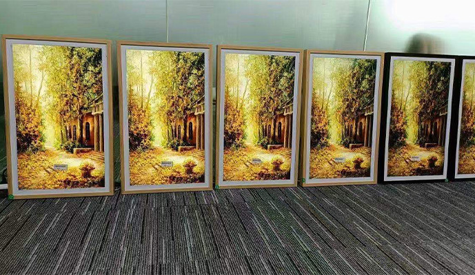 I vantaggi del display pubblicitario con cornice per foto