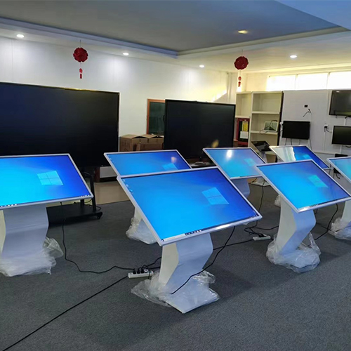 Touch quiry machine ----- un buon aiuto per la vita e il lavoro